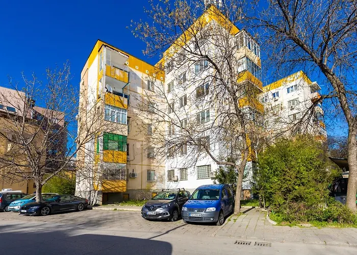 1-bedroom Flat With Balcony In By Flat Mаnager