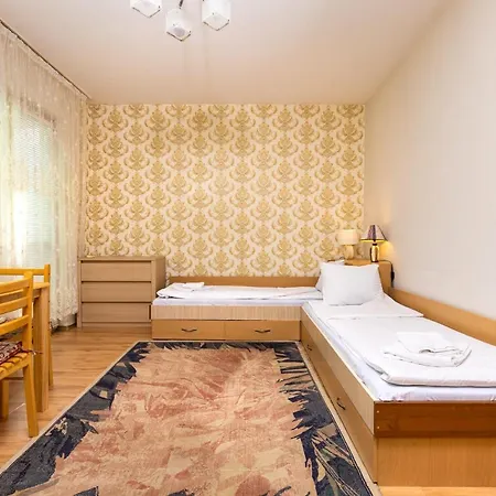 1-bedroom Flat With Balcony In By Flat Mаnager * بلوفديف