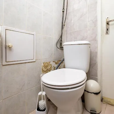 1-bedroom Flat With Balcony In By Flat Mаnager شقة *